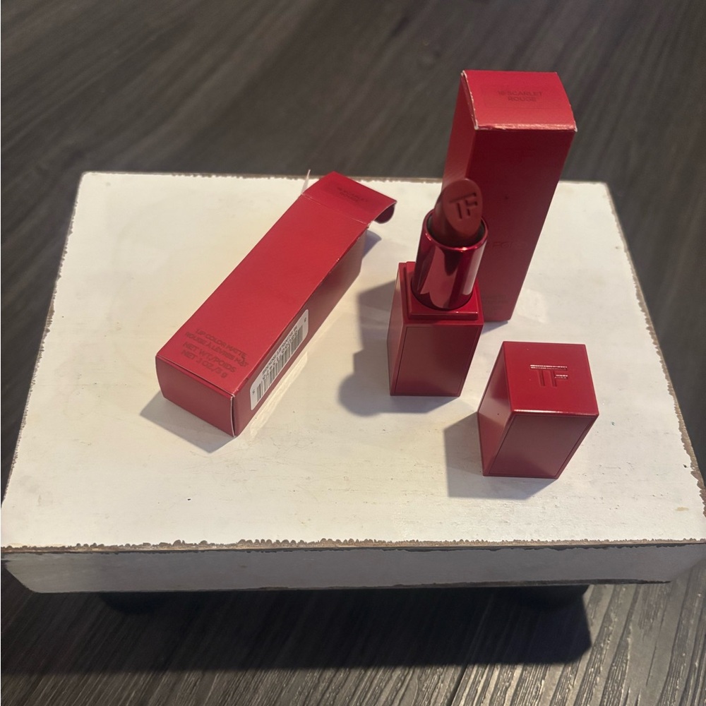 Tom Ford Scarlet Lip Color